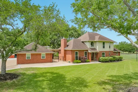 5620 County Road 166 Alvin TX 77511