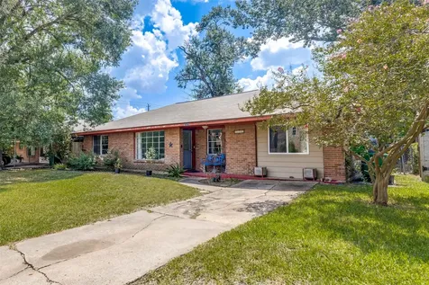2007 Hewitt Drive Houston TX 77018