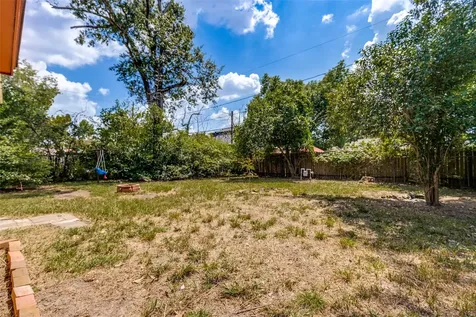 2007 Hewitt Drive Houston TX 77018