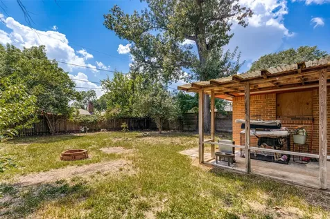 2007 Hewitt Drive Houston TX 77018