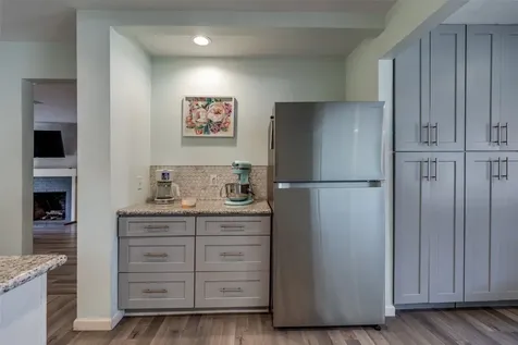 2007 Hewitt Drive Houston TX 77018