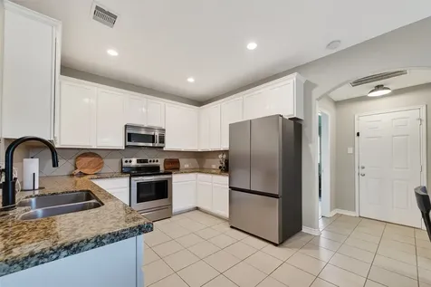 8223 Montego Bay Drive Baytown TX 77523