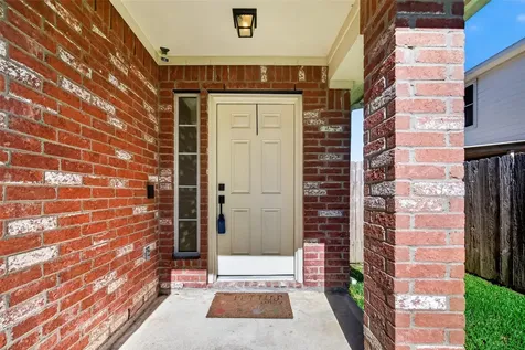 8223 Montego Bay Drive Baytown TX 77523