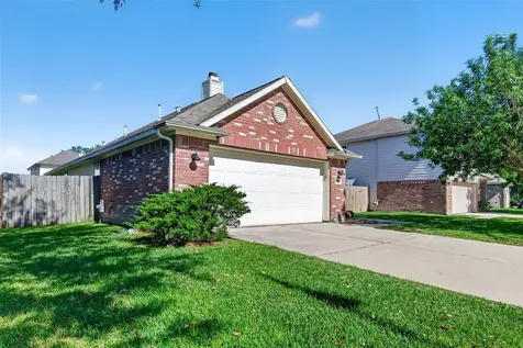8223 Montego Bay Drive Baytown TX 77523