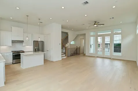 4619 Maxie Street Houston TX 77007