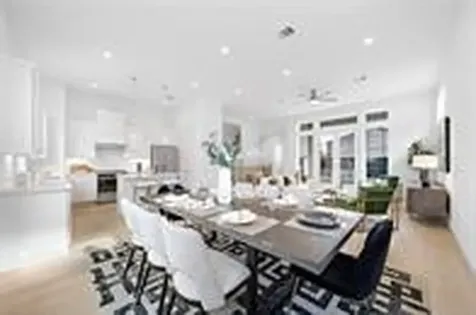 4619 Maxie Street Houston TX 77007