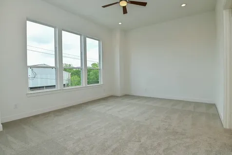 4619 Maxie Street Houston TX 77007