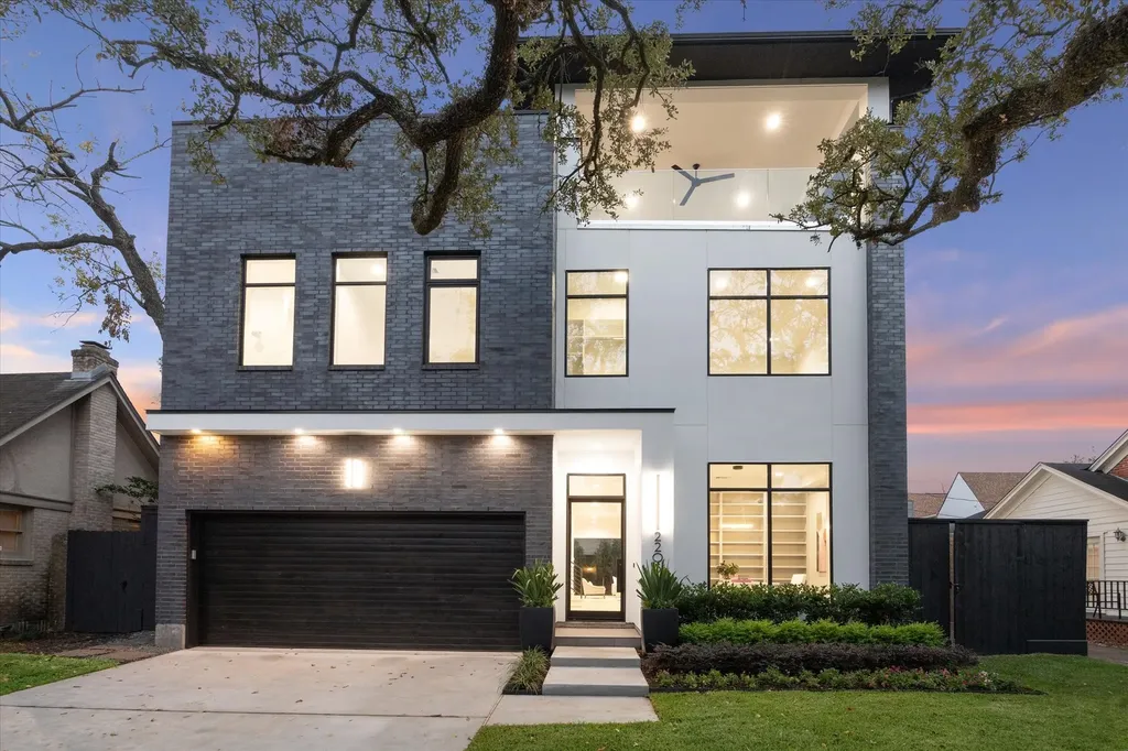 2205 North Boulevard Houston TX 77098