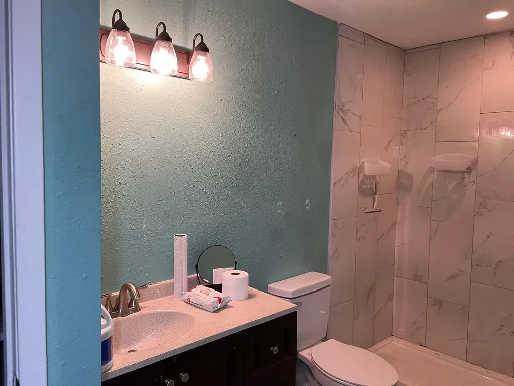 7600 Emmett F Lowry Expressway 706 Texas City TX 77591