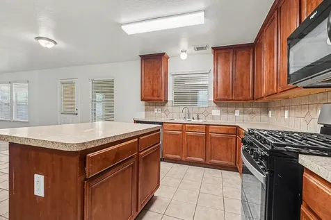18427 Madisons Crossing Lane Tomball TX 77375