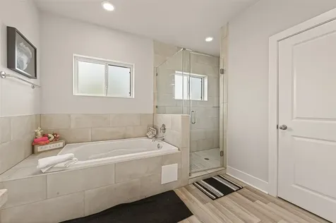6744 Del Rio Street Houston TX 77021