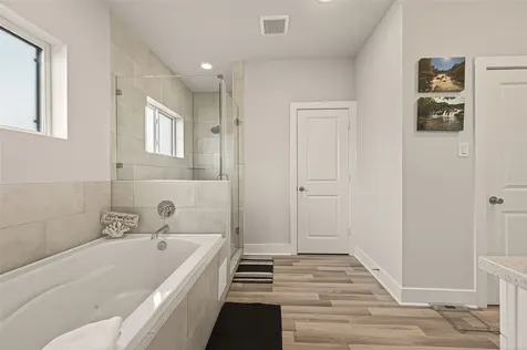 6744 Del Rio Street Houston TX 77021