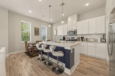 6744 Del Rio Street Houston TX 77021