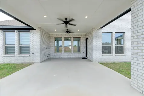 28821 Chalk Ridge Lane New Caney TX 77357