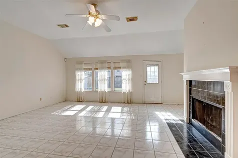 125 Barbetta Court League City TX 77573