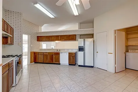 125 Barbetta Court League City TX 77573