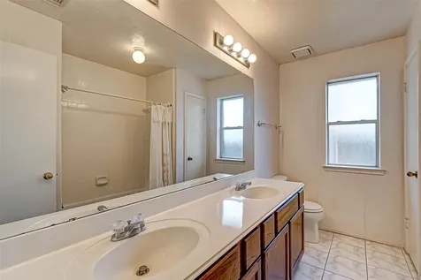 125 Barbetta Court League City TX 77573