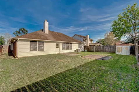 125 Barbetta Court League City TX 77573