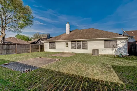 125 Barbetta Court League City TX 77573