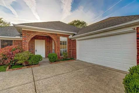 125 Barbetta Court League City TX 77573