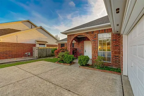 125 Barbetta Court League City TX 77573