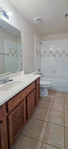 2202 Drake Falls Drive Pearland TX 77584