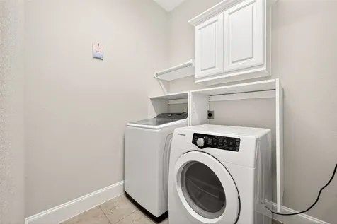 222 Chatham Avenue Sugar Land TX 77479
