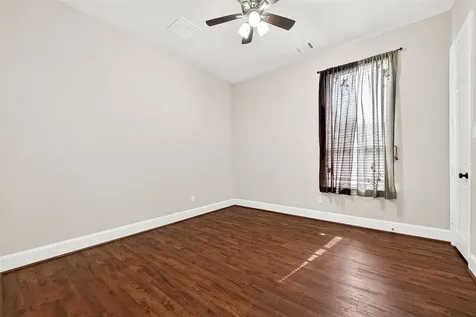 222 Chatham Avenue Sugar Land TX 77479