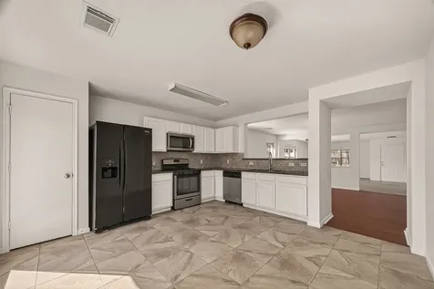 4719 Silver Spruce Lane Friendswood TX 77546