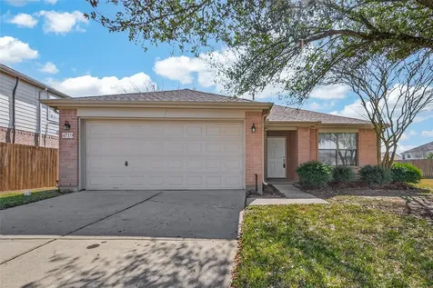 4719 Silver Spruce Lane Friendswood TX 77546