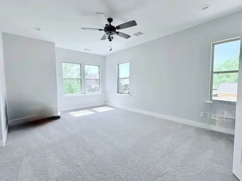 55 Ruskin Drive W Montgomery TX 77356