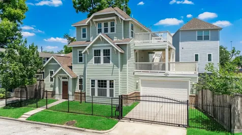6621 N Main Street Houston TX 77009