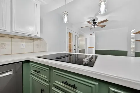 202 Laura Lane Conroe TX 77385