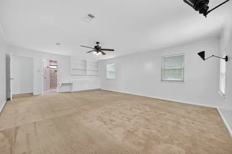 202 Laura Lane Conroe TX 77385