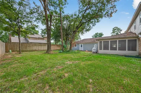 202 Laura Lane Conroe TX 77385