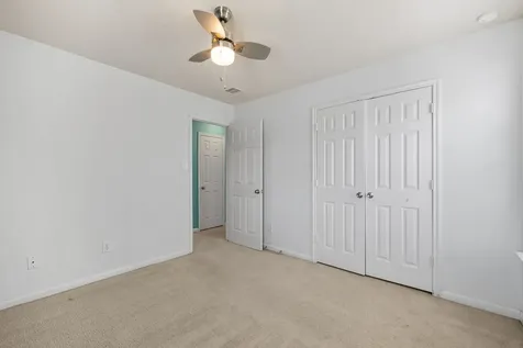 2715 Skyview Knoll Court Houston TX 77047