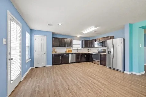 2715 Skyview Knoll Court Houston TX 77047