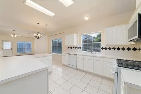 10011 Redoak Pass Lane Houston TX 77064