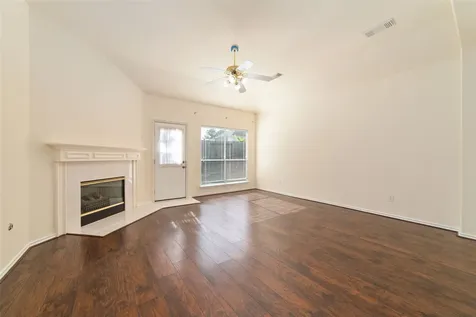 10011 Redoak Pass Lane Houston TX 77064