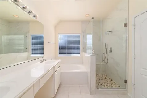 10011 Redoak Pass Lane Houston TX 77064