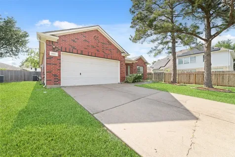 10011 Redoak Pass Lane Houston TX 77064