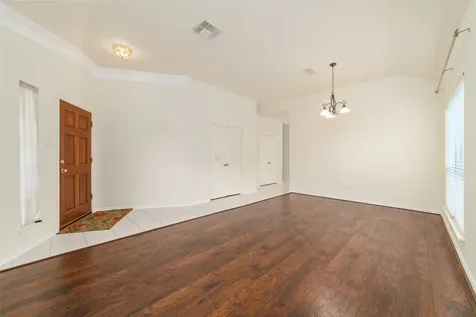 10011 Redoak Pass Lane Houston TX 77064