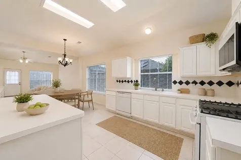 10011 Redoak Pass Lane Houston TX 77064