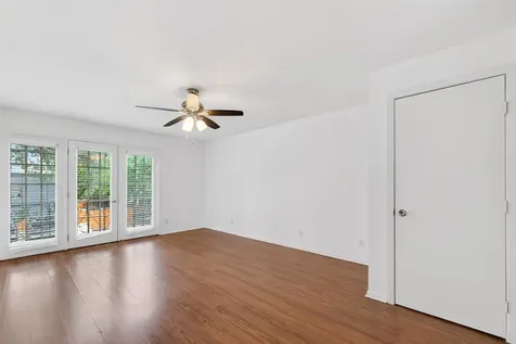 2708 Mason Street Houston TX 77006