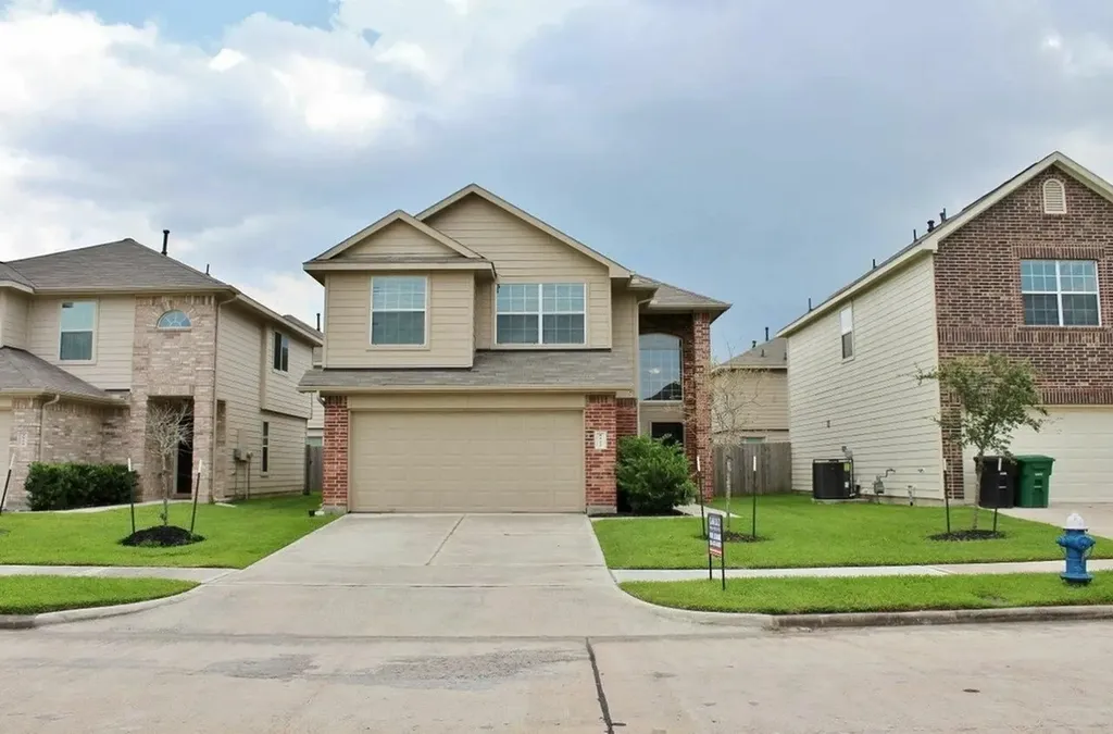 8922 San Alberto Houston TX 77017