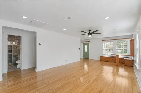 320 Coronado Street A Houston TX 77009