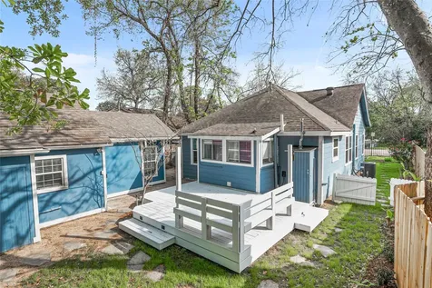 320 Coronado Street A Houston TX 77009
