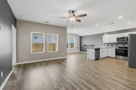 111 Bering Drive Huntsville TX 77320