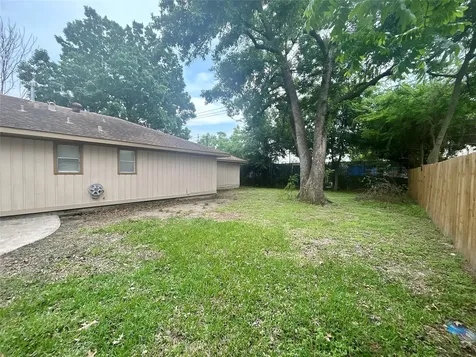 10655 Northbrook Drive Houston TX 77043