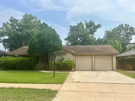 10655 Northbrook Drive Houston TX 77043